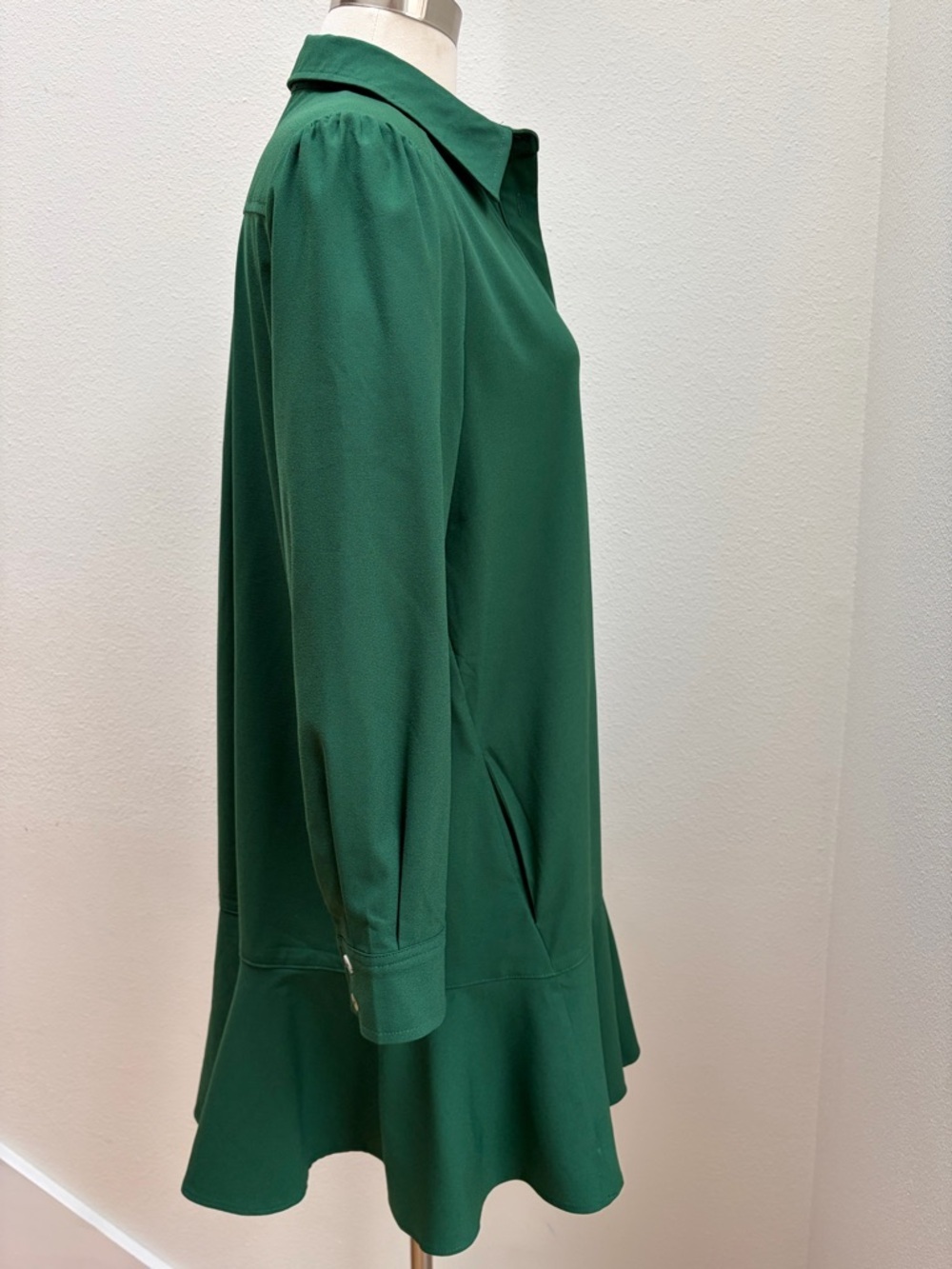 Tuckernuck Callahan Shirt Dress Collared Button Front Emerald Green Size Medium - Picture 5 of 9
